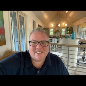 Meet your Posher, Jason